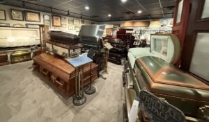 Iowa Funeral Museum